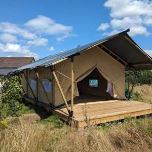 Glamping Tents Manufacturers Dubai. Top Supplier, Maker, Stockist. Best Price Buy Tent for Outdoor, Camping, Jungle Safari, Hiking. LOW PRICE.